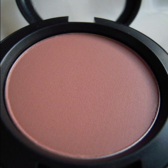 - Mac Cosmetic Sheertone Blush Blushbaby! - Picture 3 of 4
